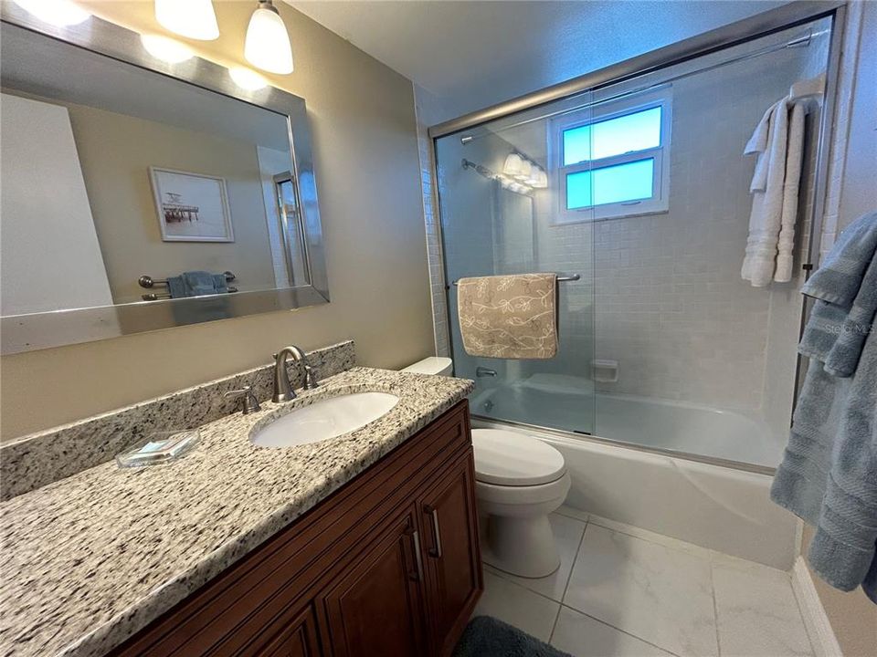 Active With Contract: $1,750 (2 beds, 2 baths, 1008 Square Feet)