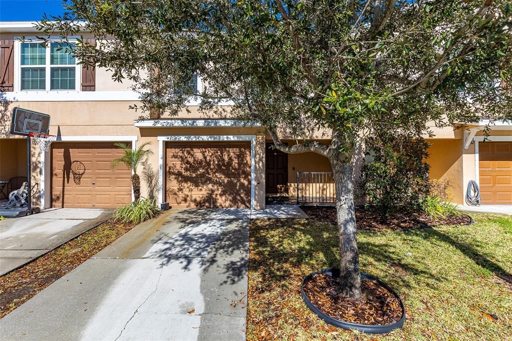 Active With Contract: $289,900 (3 beds, 2 baths, 1826 Square Feet)