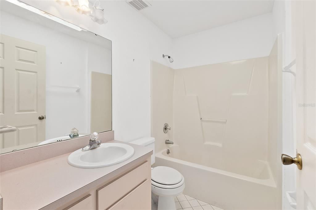 Recently Sold: $225,000 (3 beds, 2 baths, 1050 Square Feet)