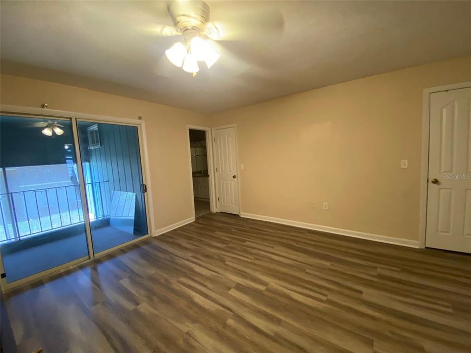 For Sale: $195,000 (4 beds, 2 baths, 1638 Square Feet)