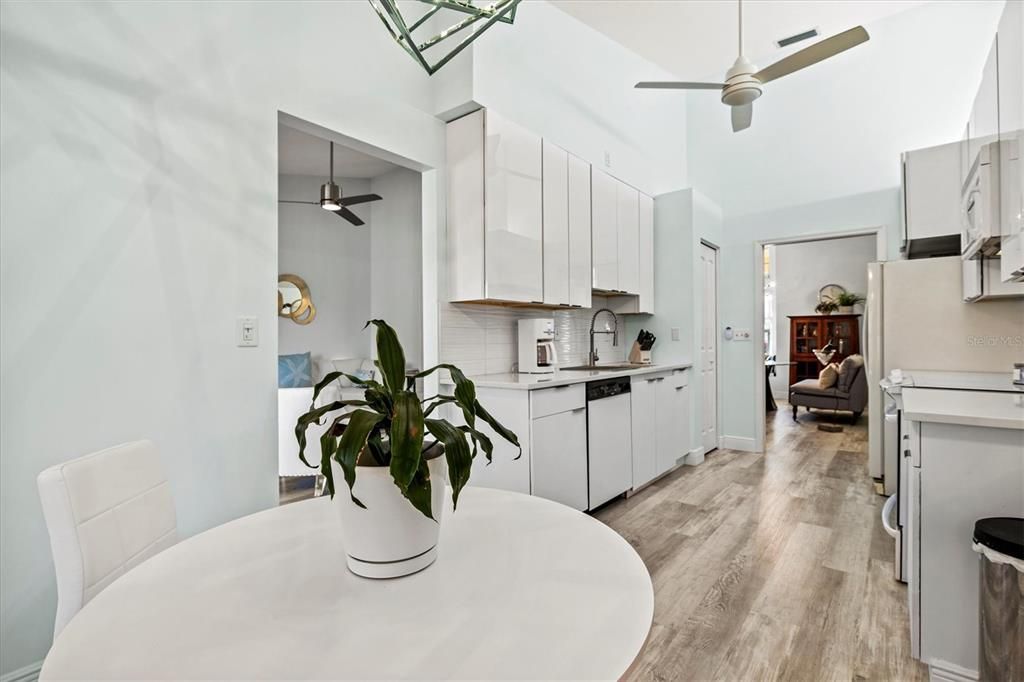 For Sale: $519,000 (2 beds, 2 baths, 1750 Square Feet)