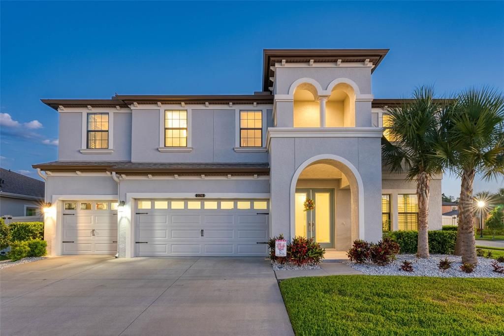 Active With Contract: $875,000 (5 beds, 4 baths, 3548 Square Feet)