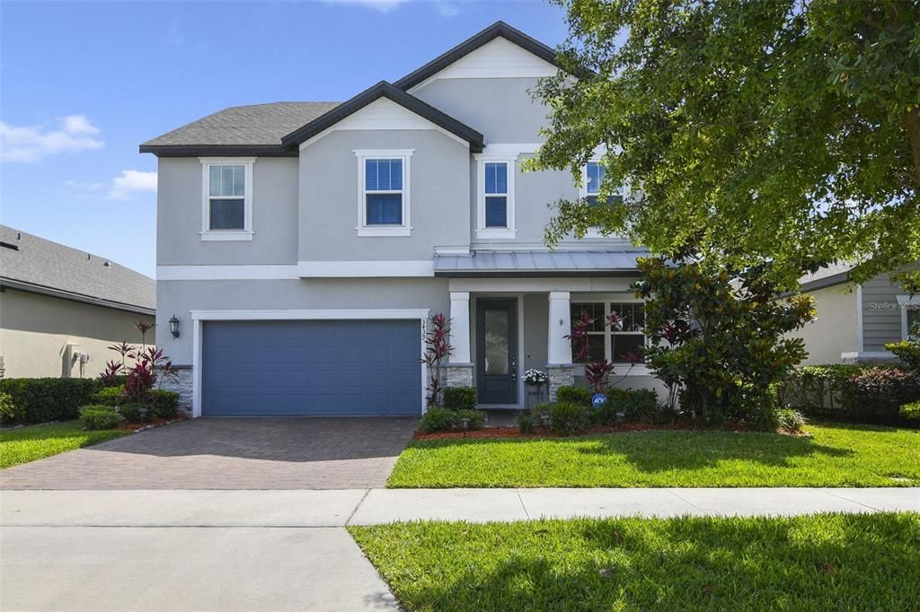 This 4BD/2.5BA home is perfectly situated with tons of curb appeal and a variety of amazing AMENITIES!