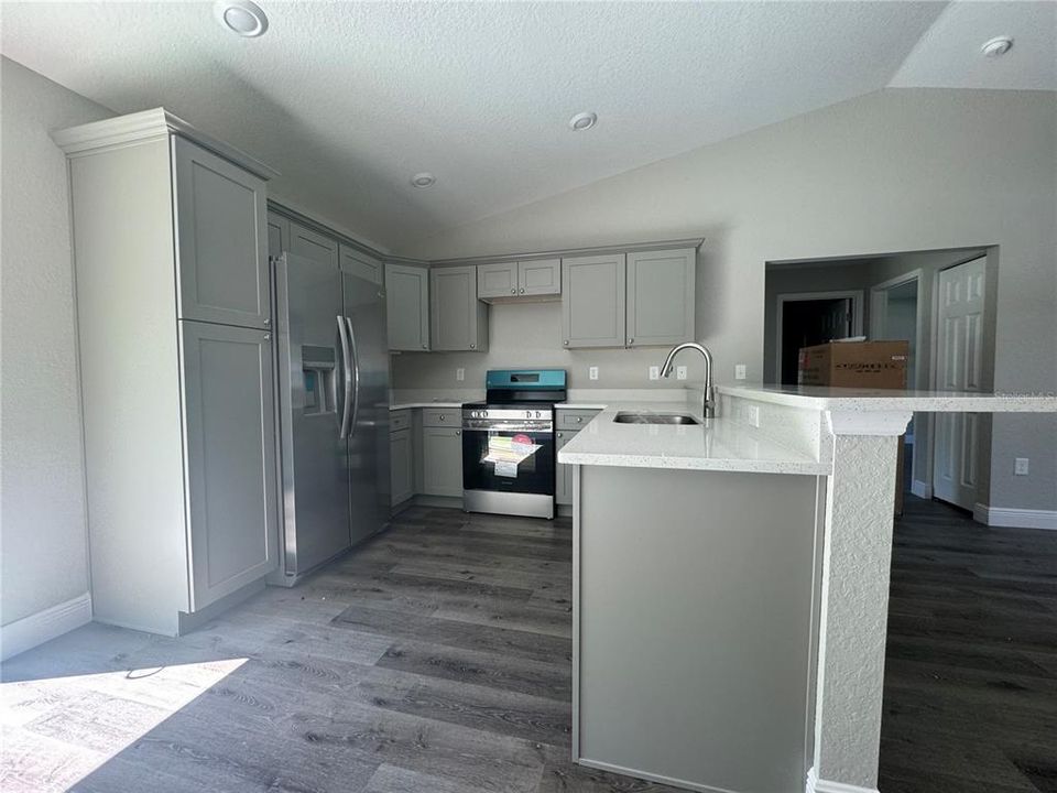 For Sale: $252,500 (3 beds, 2 baths, 1334 Square Feet)