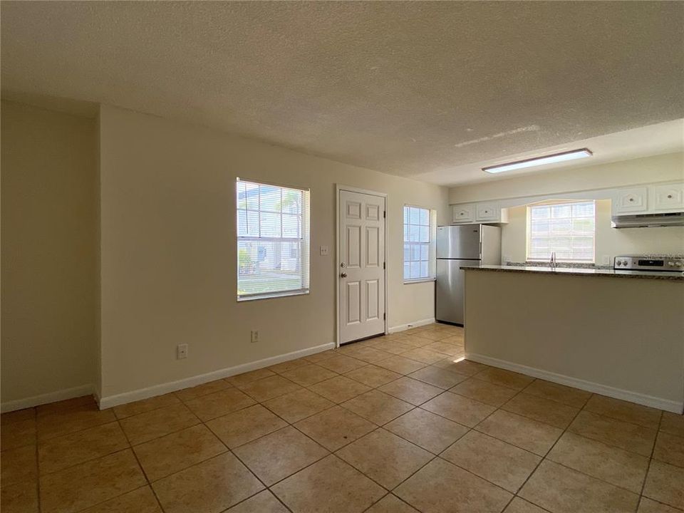 For Rent: $1,150 (1 beds, 1 baths, 540 Square Feet)