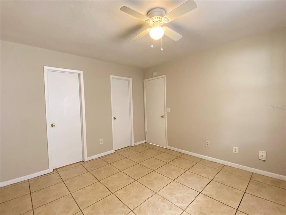 Recently Rented: $1,095 (1 beds, 1 baths, 588 Square Feet)