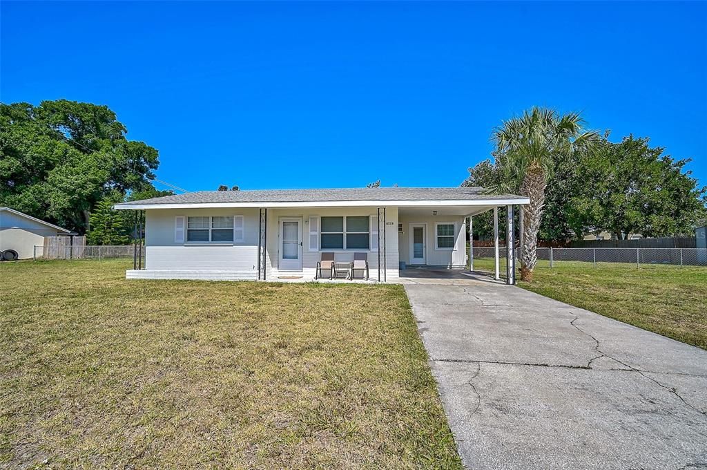 Recently Sold: $319,900 (2 beds, 1 baths, 839 Square Feet)