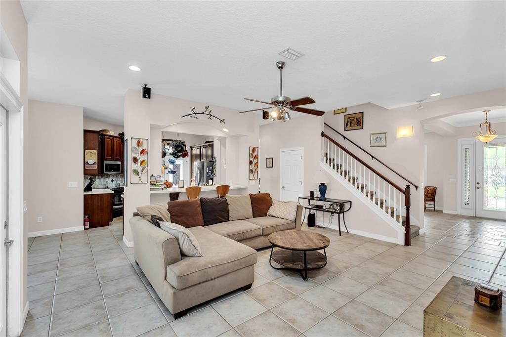 Active With Contract: $649,000 (4 beds, 3 baths, 3333 Square Feet)