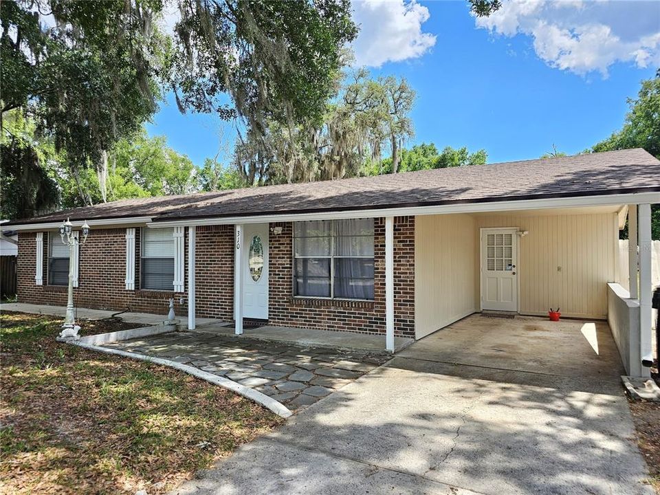 Recently Sold: $270,000 (3 beds, 1 baths, 1115 Square Feet)
