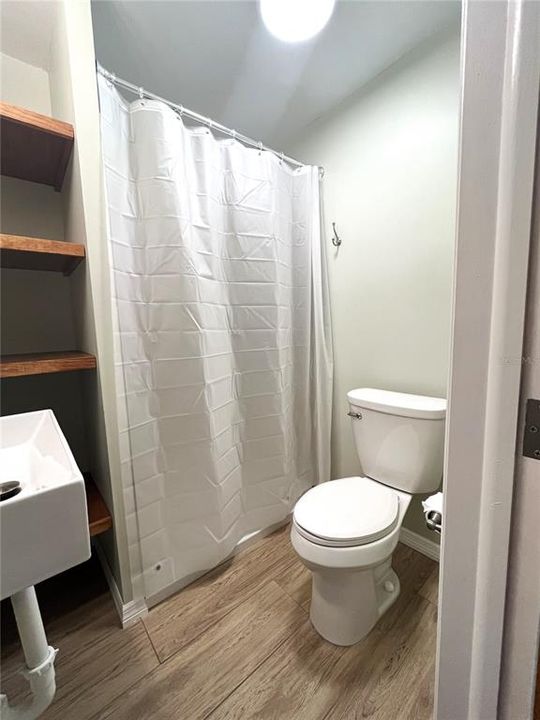 最近租的: $2,000 (3 贝兹, 2 浴室, 1212 平方英尺)