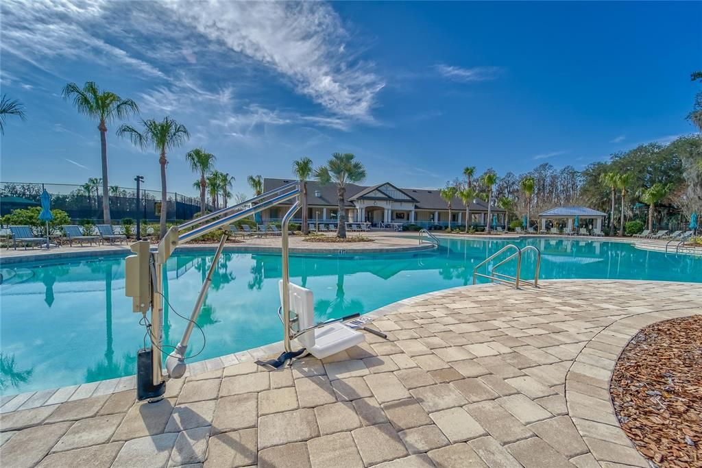Recently Sold: $725,000 (5 beds, 3 baths, 3328 Square Feet)
