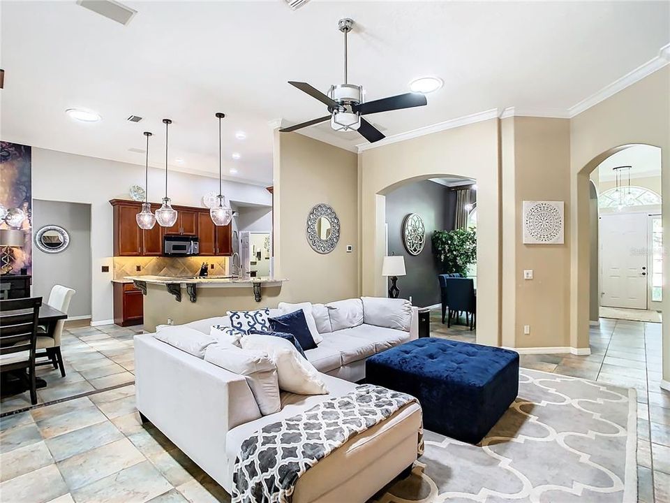 Active With Contract: $630,000 (5 beds, 3 baths, 2833 Square Feet)