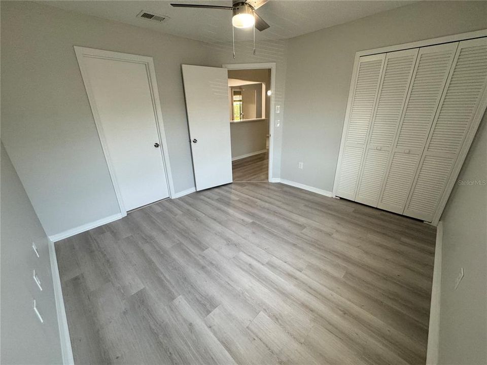 Recently Rented: $1,700 (2 beds, 2 baths, 952 Square Feet)
