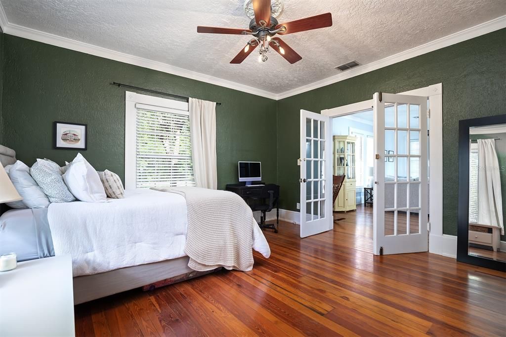 For Sale: $315,000 (3 beds, 1 baths, 1418 Square Feet)