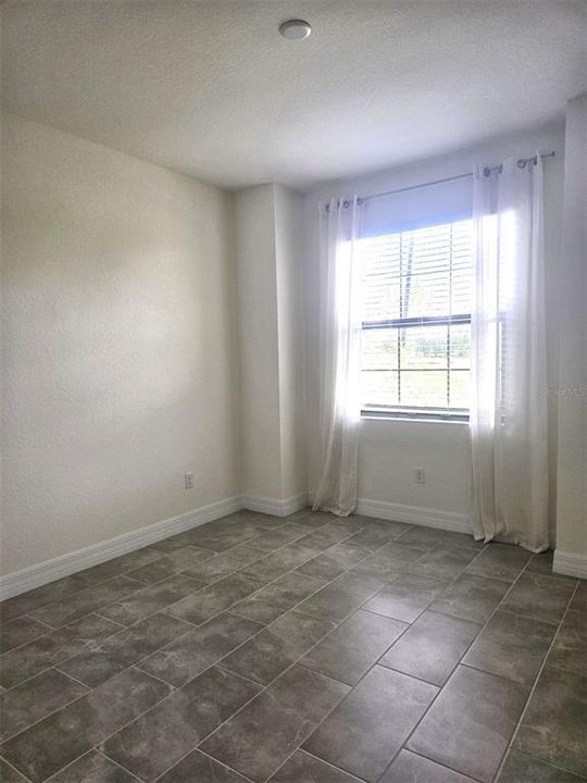 For Rent: $3,500 (4 beds, 2 baths, 2242 Square Feet)
