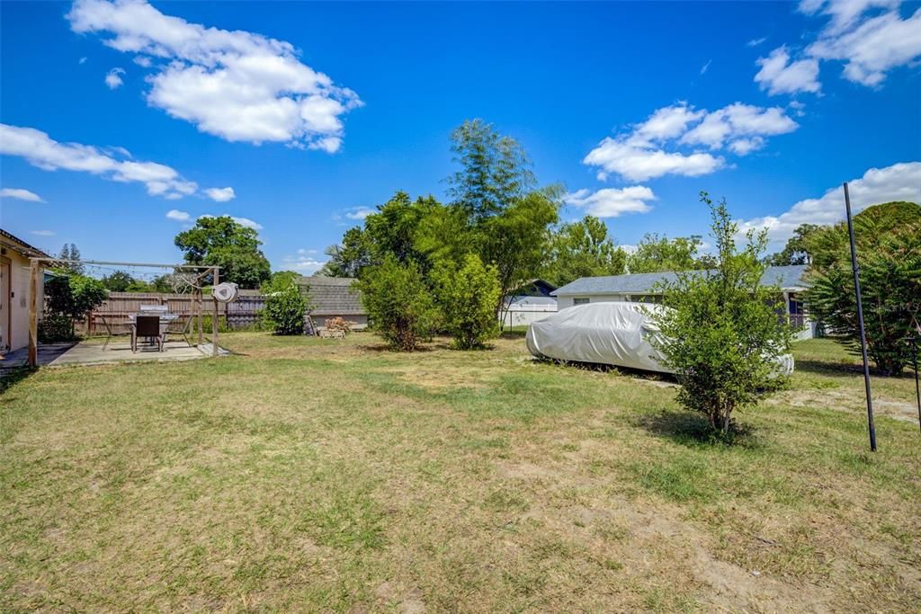 Active With Contract: $299,000 (3 beds, 2 baths, 1380 Square Feet)