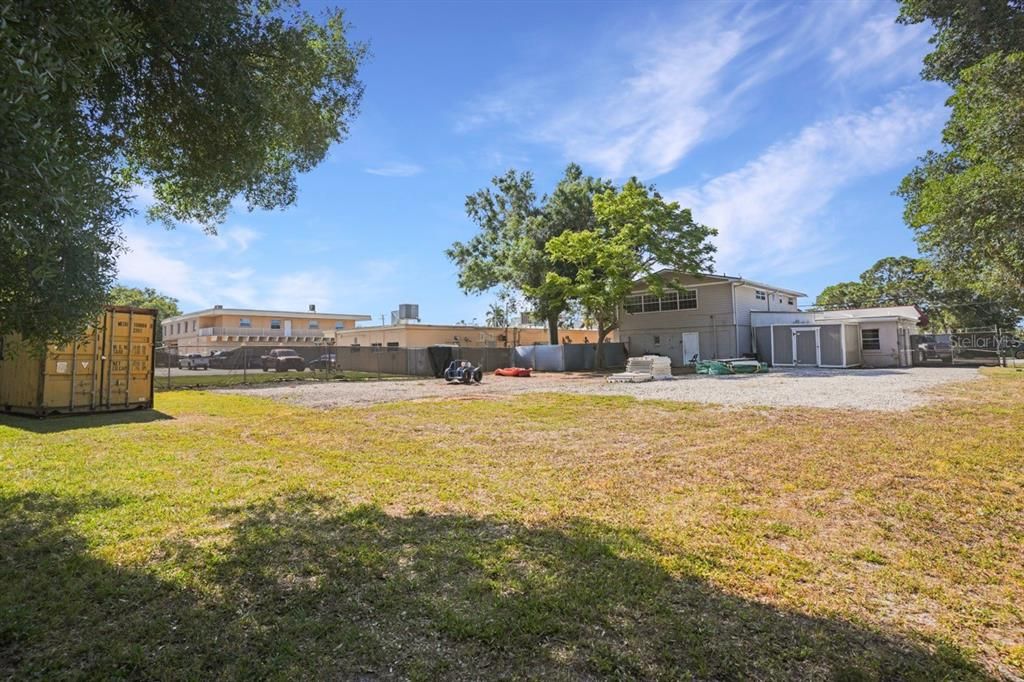 Active With Contract: $799,000 (0 beds, 0 baths, 3041 Square Feet)