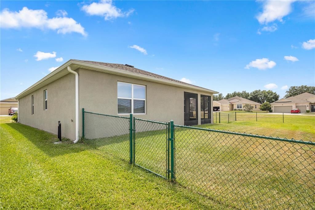 For Sale: $394,900 (3 beds, 2 baths, 1850 Square Feet)