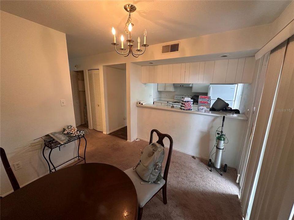 Active With Contract: $89,000 (2 beds, 1 baths, 1164 Square Feet)