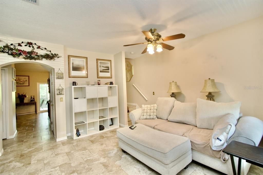 Active With Contract: $279,900 (3 beds, 2 baths, 1508 Square Feet)