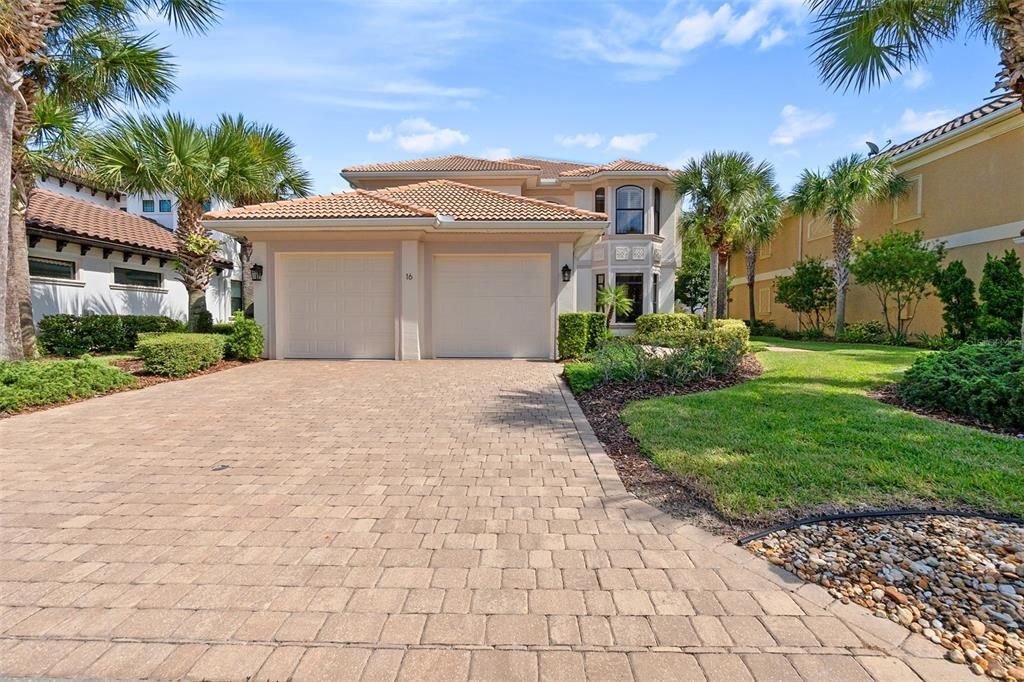 For Sale: $1,800,000 (3 beds, 3 baths, 3860 Square Feet)