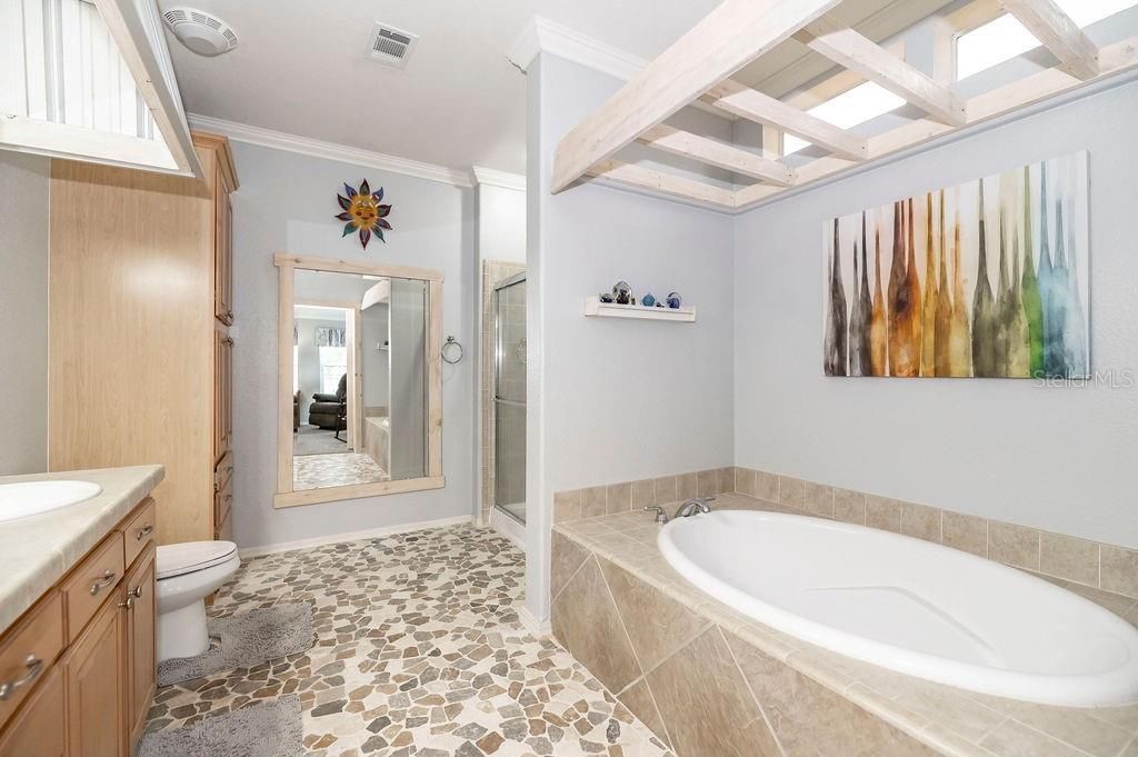 待售: $525,000 (3 贝兹, 2 浴室, 1748 平方英尺)