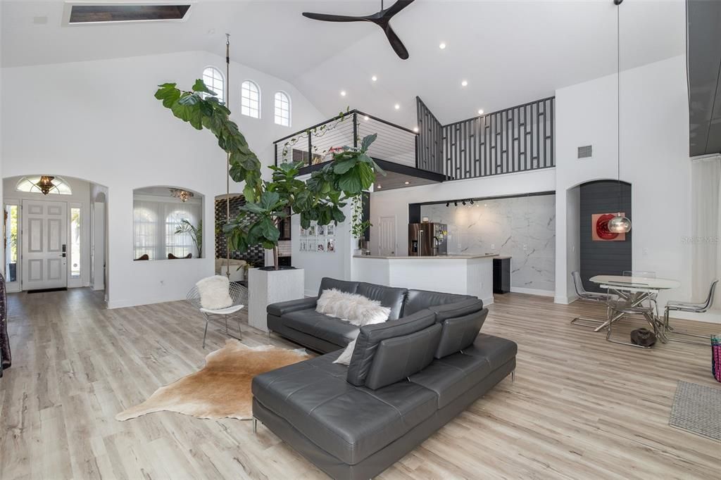 Active With Contract: $899,000 (5 beds, 3 baths, 3436 Square Feet)