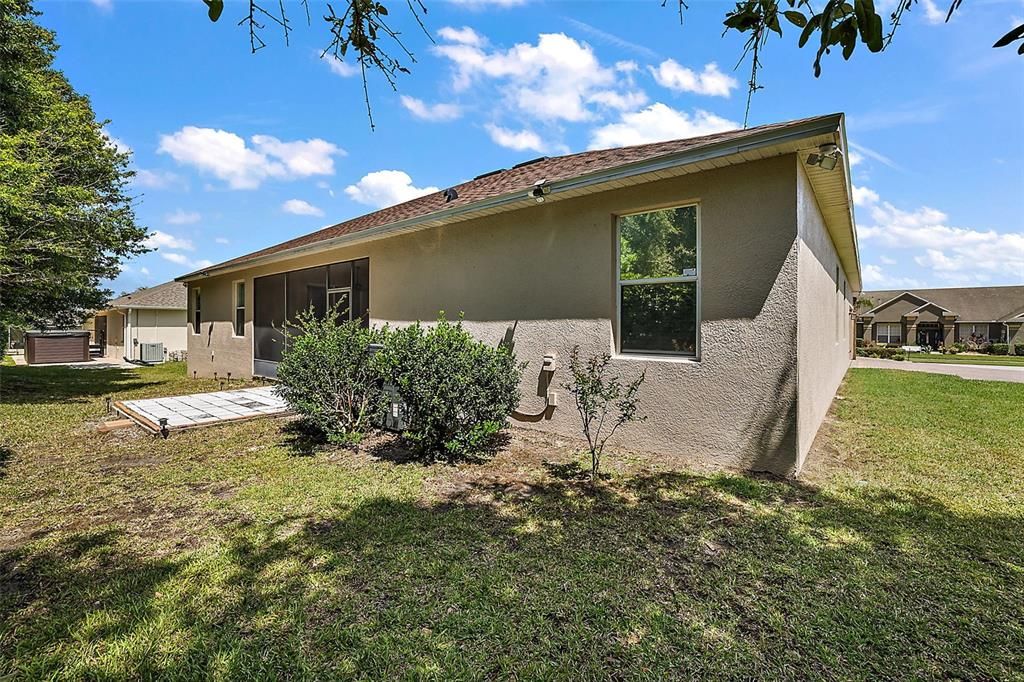 Active With Contract: $439,000 (4 beds, 3 baths, 2824 Square Feet)