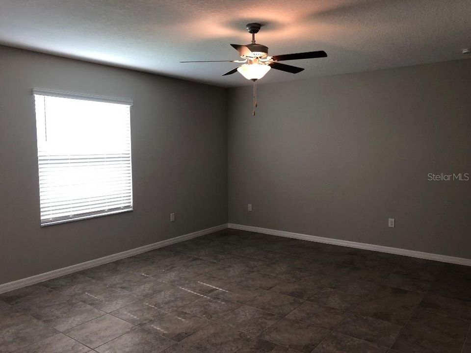 For Rent: $2,700 (4 beds, 2 baths, 2599 Square Feet)