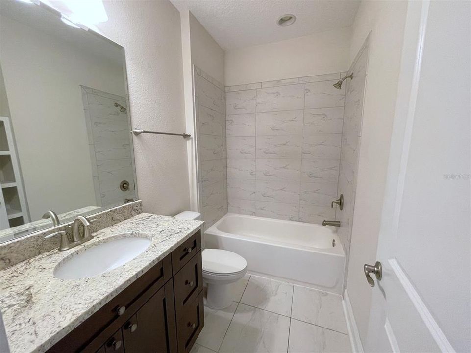 Недавно арендовано: $3,900 (4 спален, 3 ванн, 4180 Квадратных фут)