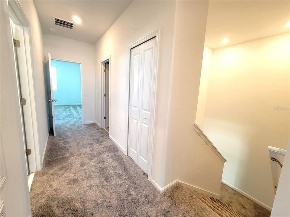 For Rent: $2,400 (3 beds, 2 baths, 1864 Square Feet)