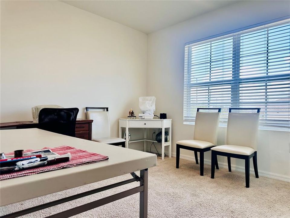 Active With Contract: $2,300 (4 beds, 2 baths, 1867 Square Feet)