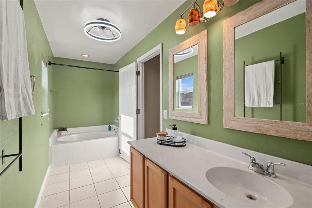 Active With Contract: $430,000 (4 beds, 2 baths, 2142 Square Feet)