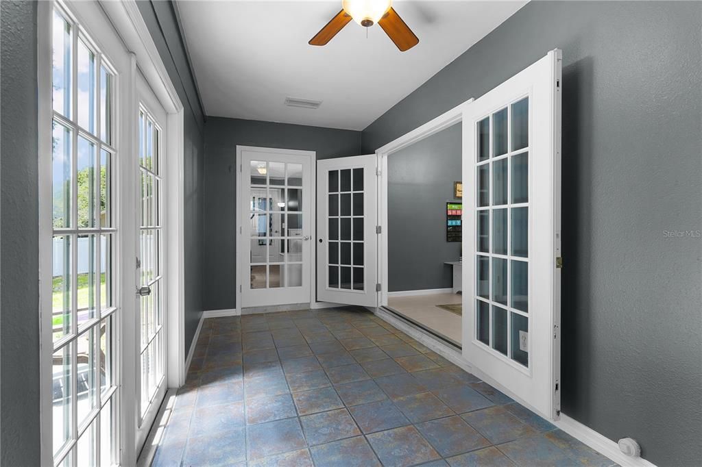 Florida Room w/french doors