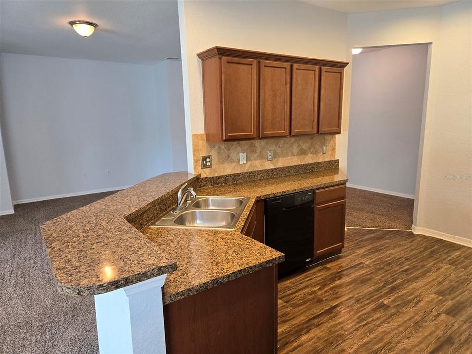 Active With Contract: $358,900 (4 beds, 2 baths, 1889 Square Feet)