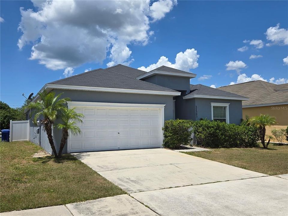 Active With Contract: $358,900 (4 beds, 2 baths, 1889 Square Feet)