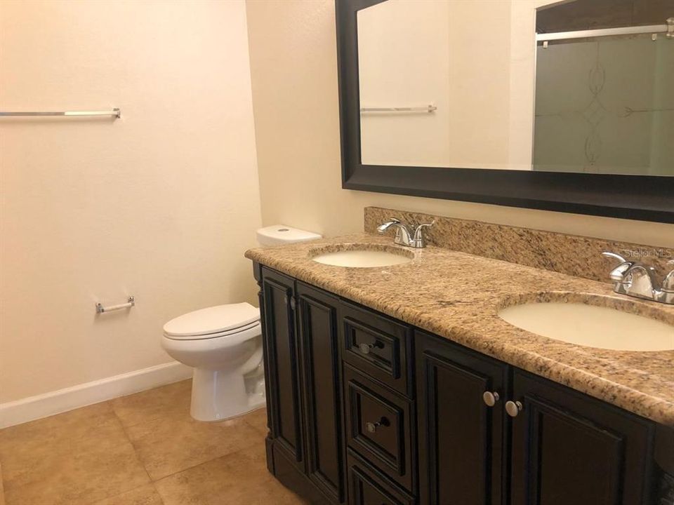 For Rent: $1,675 (1 beds, 1 baths, 821 Square Feet)
