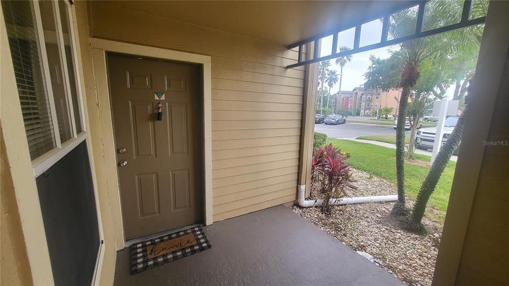Recently Rented: $1,450 (1 beds, 1 baths, 762 Square Feet)