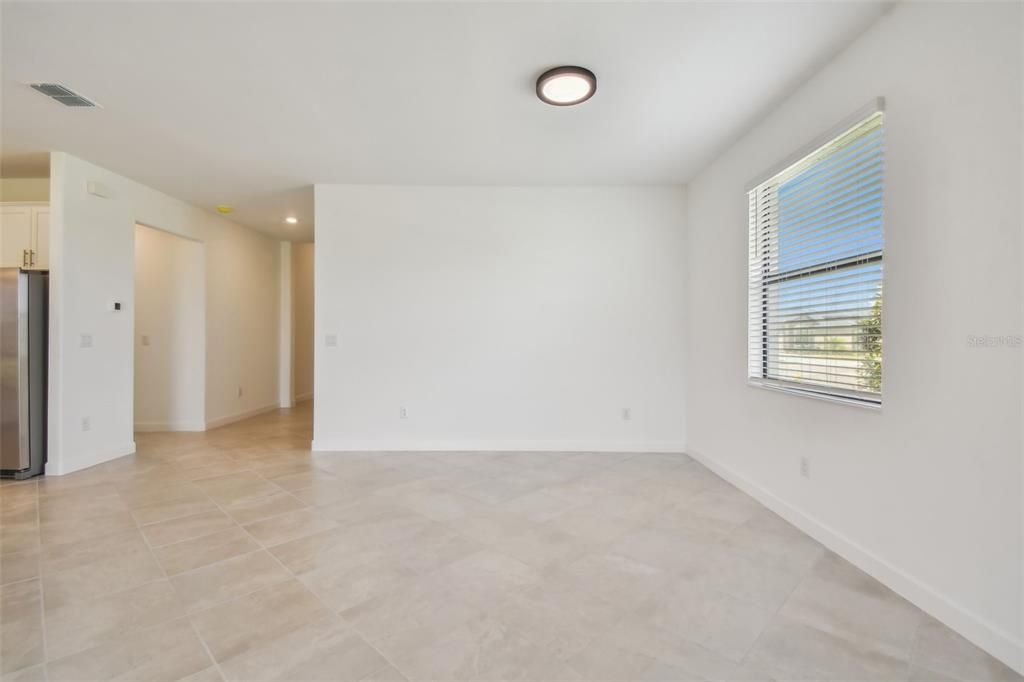 Active With Contract: $4,000 (4 beds, 3 baths, 2032 Square Feet)