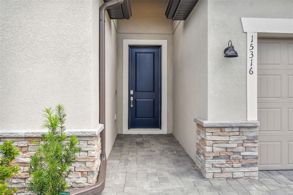 Active With Contract: $4,000 (4 beds, 3 baths, 2032 Square Feet)