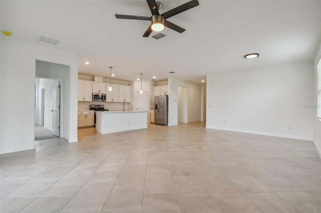 Active With Contract: $4,000 (4 beds, 3 baths, 2032 Square Feet)