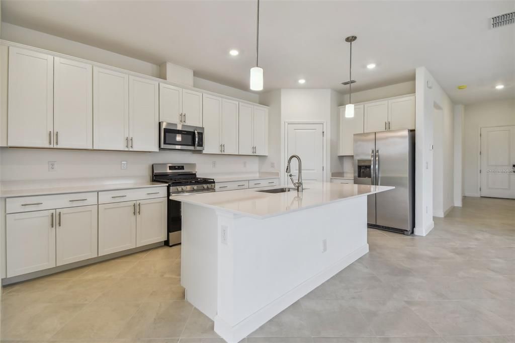 Active With Contract: $4,000 (4 beds, 3 baths, 2032 Square Feet)