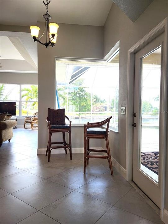 Breakfast nook with door out to the lanai.