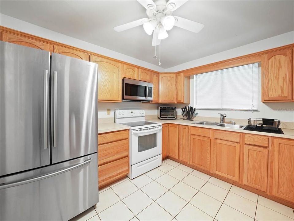 Active With Contract: $209,900 (4 beds, 2 baths, 1730 Square Feet)