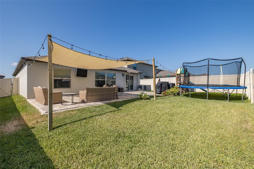For Sale: $439,900 (4 beds, 2 baths, 1935 Square Feet)