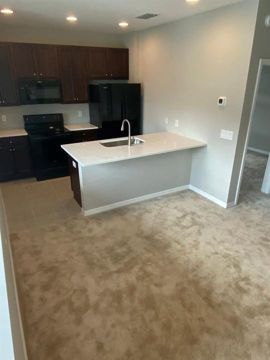 Recently Rented: $1,650 (1 beds, 1 baths, 510 Square Feet)