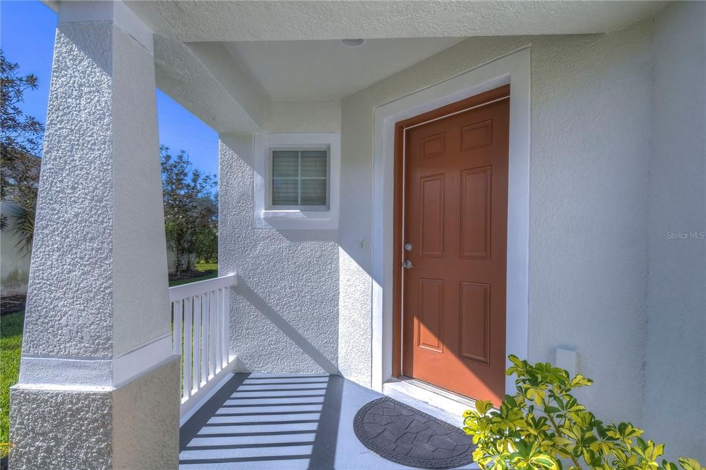 Active With Contract: $2,250 (3 beds, 2 baths, 1282 Square Feet)
