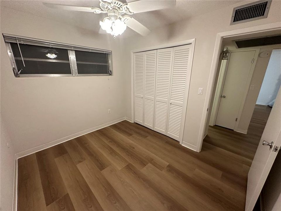 For Rent: $1,550 (2 beds, 1 baths, 700 Square Feet)