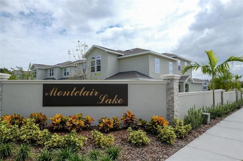 Active With Contract: $3,250 (3 beds, 2 baths, 1600 Square Feet)