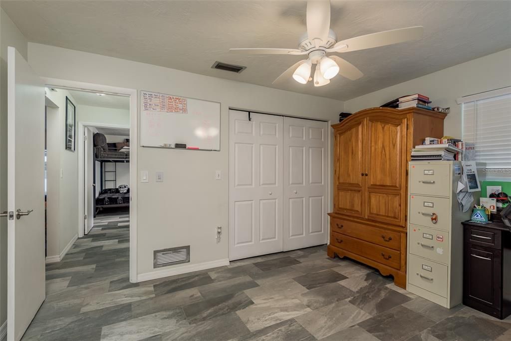For Sale: $459,000 (3 beds, 2 baths, 1418 Square Feet)